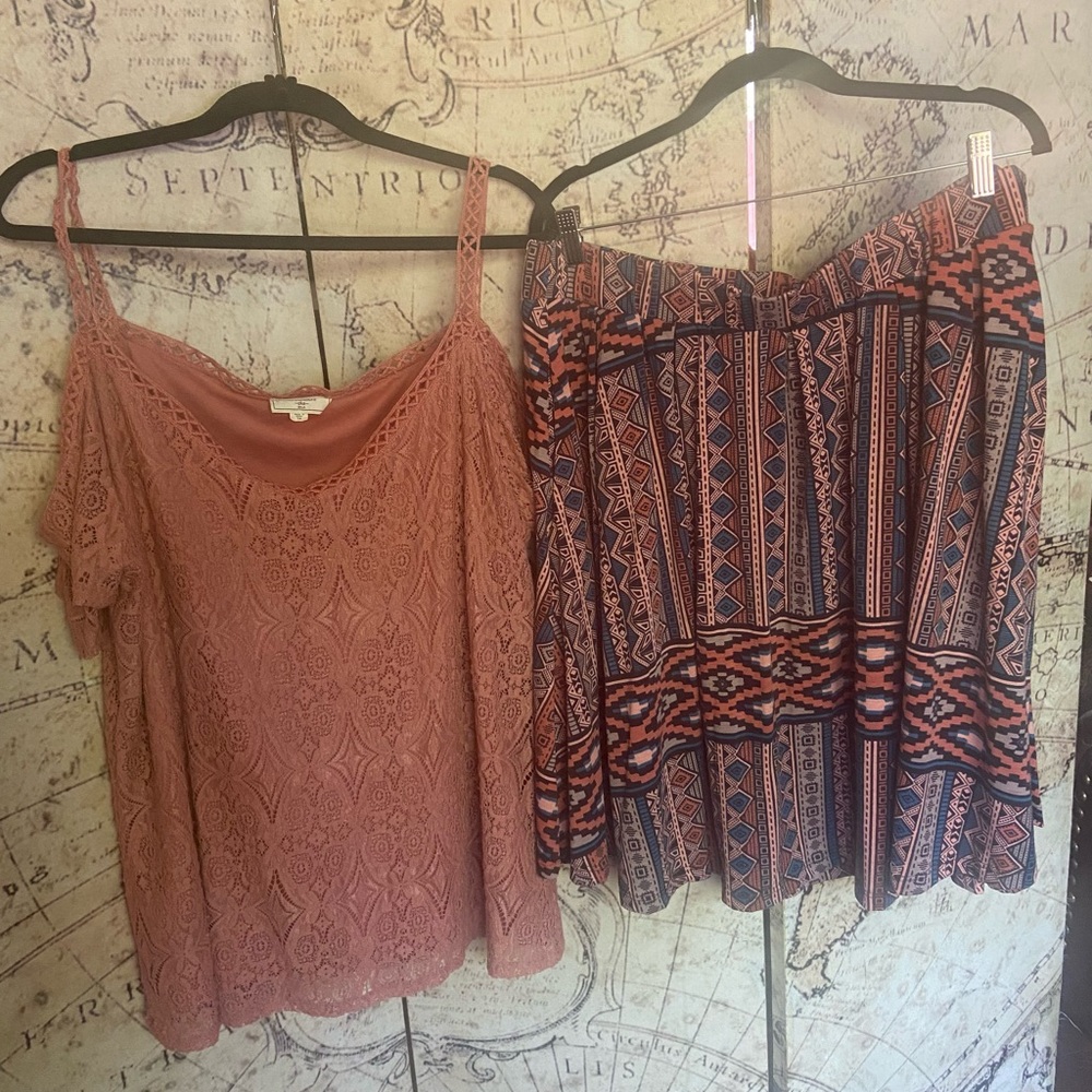 Lularoe Madison 2X with Coordinating Cold Shoulder Top 3X